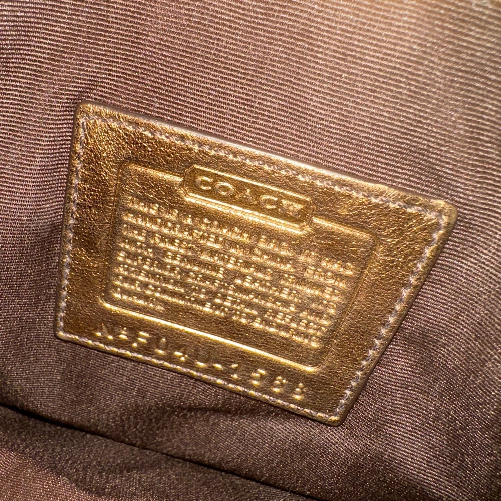 Coach CrossBody - Picture 7 of 12